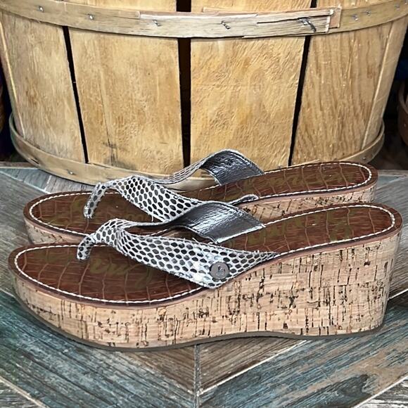 Sam Edelman Romy Metallic Snakeskin Leather Cork Wedge Thong Sandal Women Size 8 - Picture 2 of 11